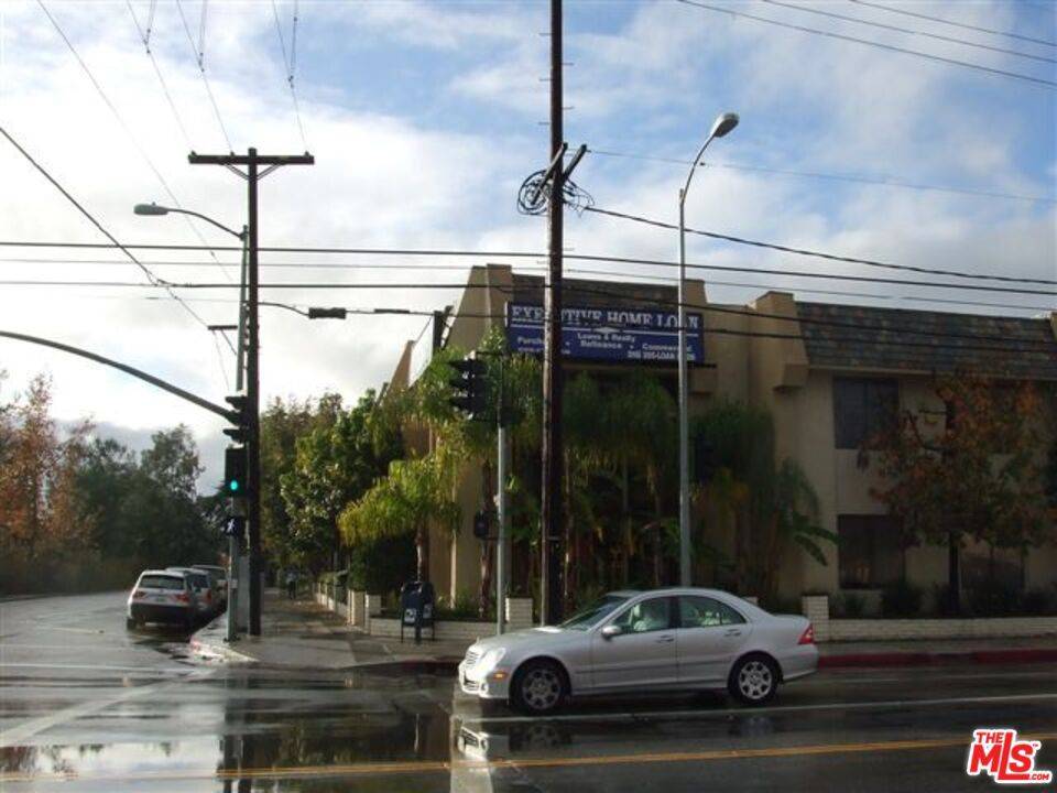 Valley Village, CA 91607,12501 CHANDLER BLVD #104