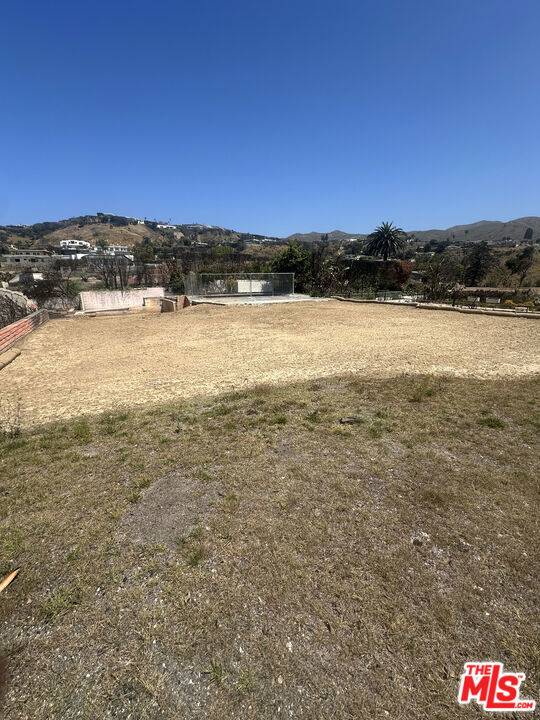 Pacific Palisades, CA 90272,1000 Glenhaven DR