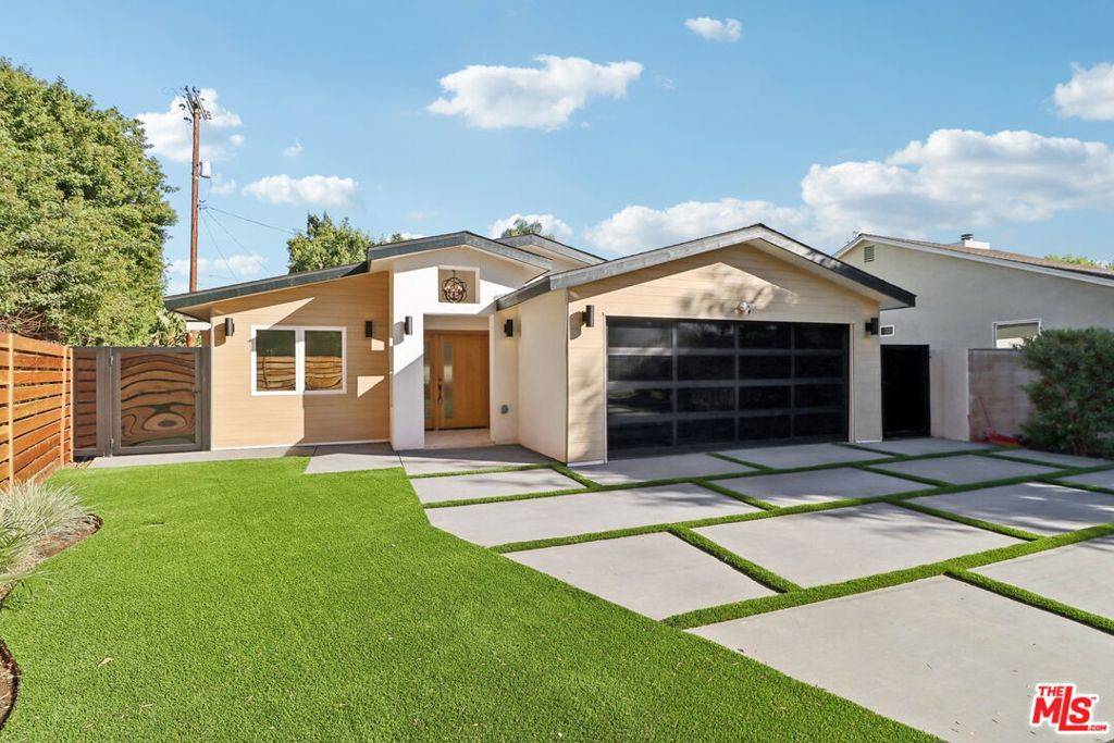 Sherman Oaks, CA 91423,4656 Greenbush AVE