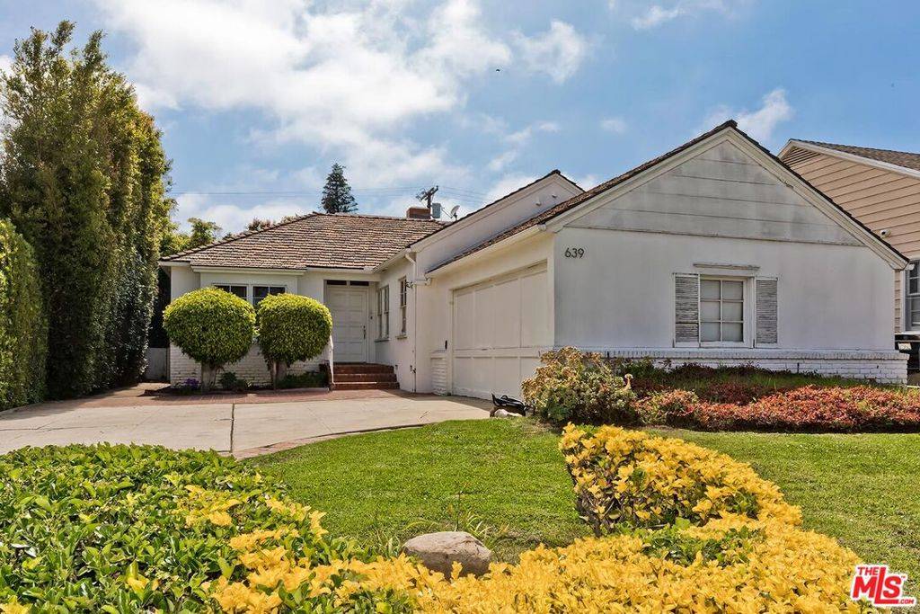 Los Angeles, CA 90049,639 S Bundy DR