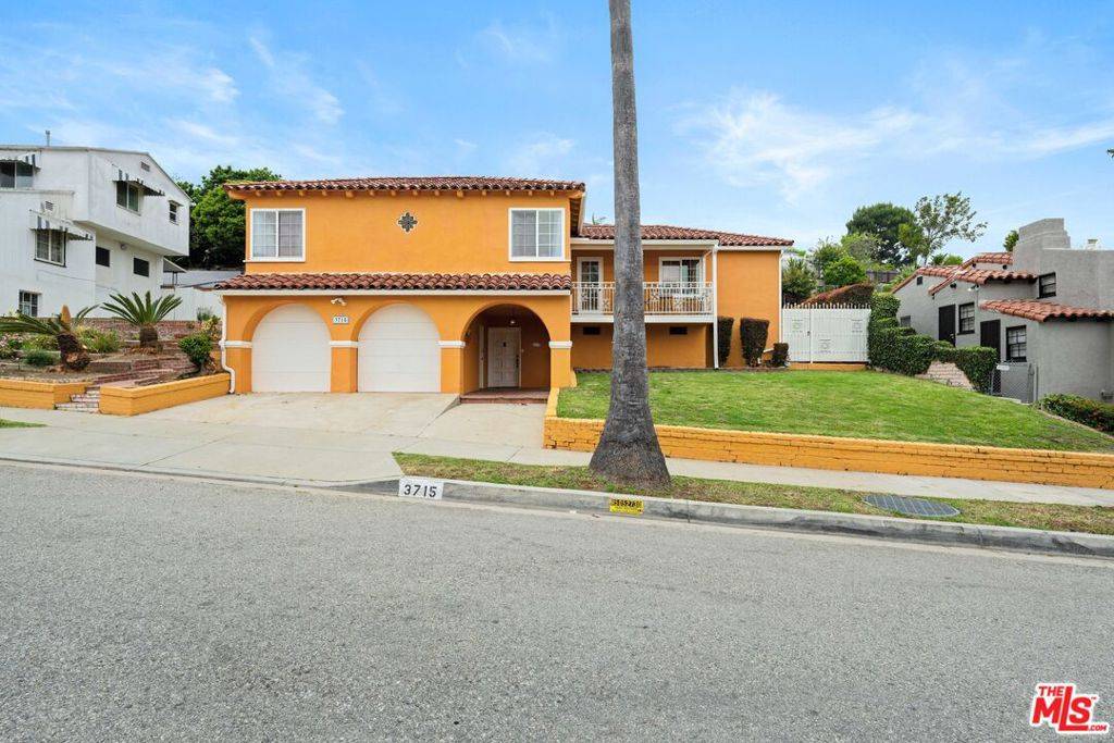 View Park, CA 90008,3715 Homeland DR