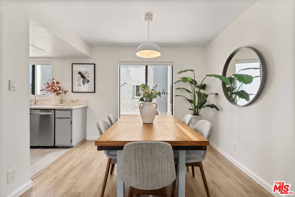 Pasadena, CA 91106,630 N Wilson AVE #1