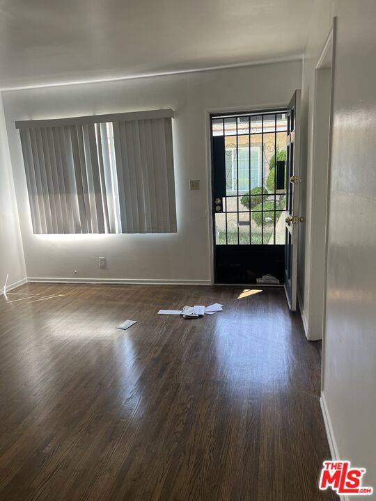 Inglewood, CA 90302,714 Cory DR #3