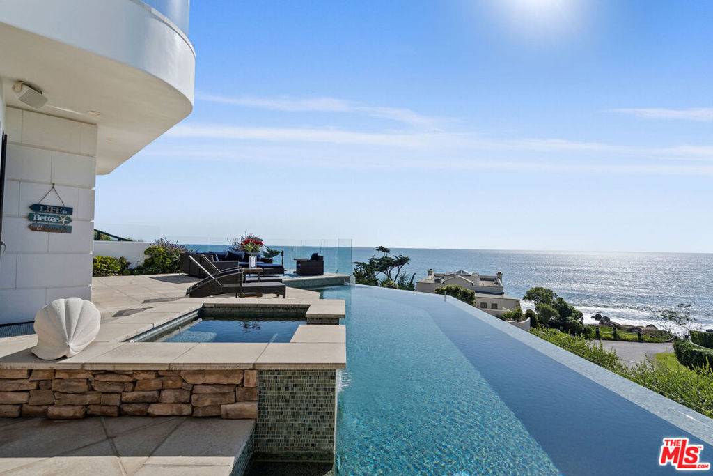 Malibu, CA 90265,31554 Victoria Point RD