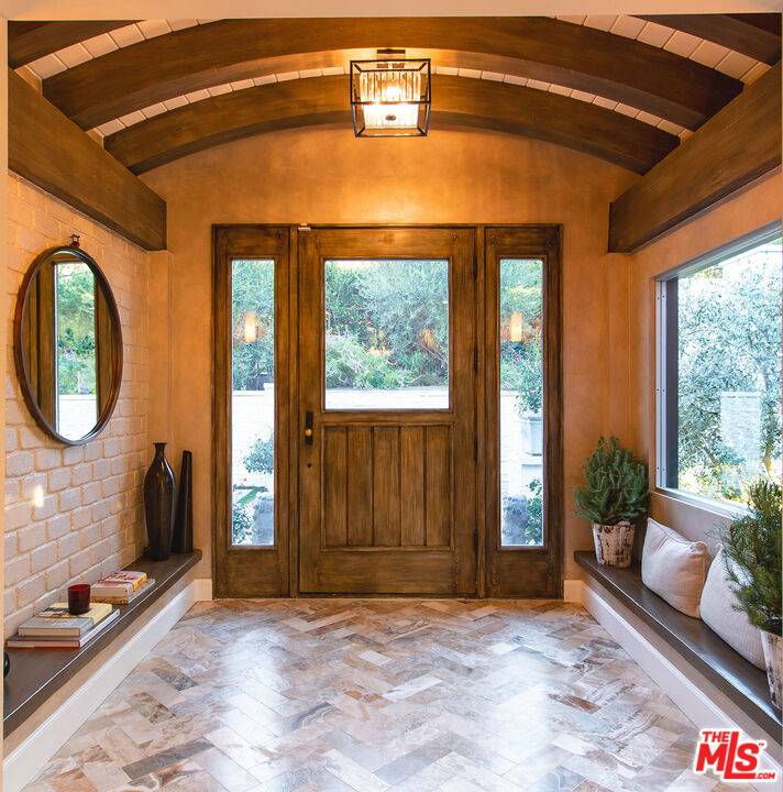 Malibu, CA 90265,3631 SERRA RD
