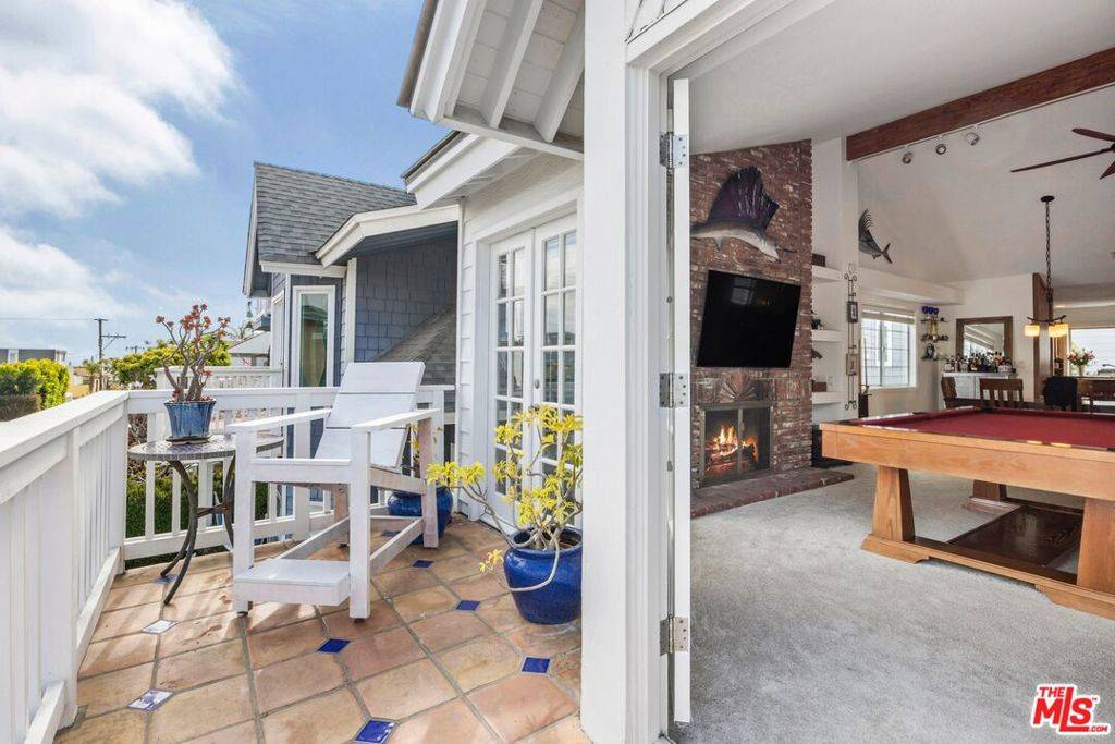Manhattan Beach, CA 90266,459 35th ST