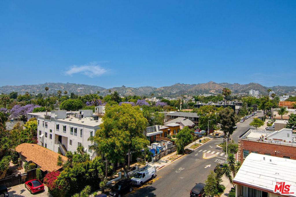 West Hollywood, CA 90046,1140 N Formosa AVE #10