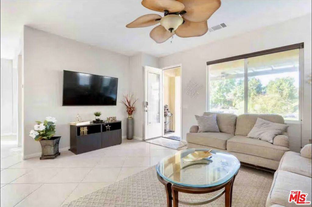 Indio, CA 92201,82118 Hopkins DR