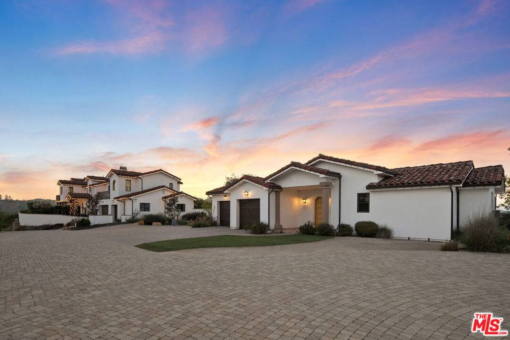 Topanga, CA 90290,1650 Luse Tank RD