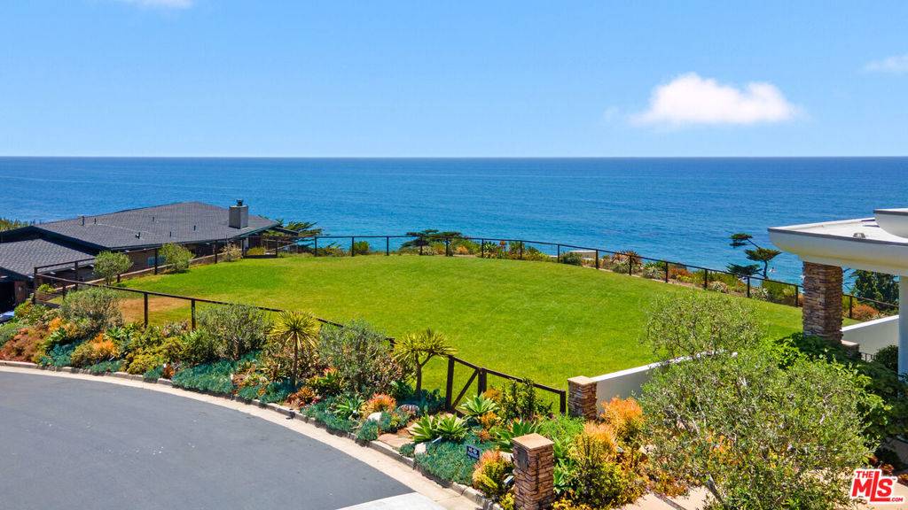 Malibu, CA 90265,31540 Victoria Point RD