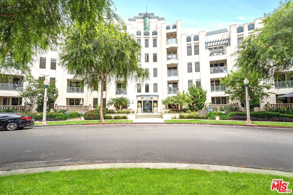 Playa Vista, CA 90094,5625 Crescent Pkwy #131