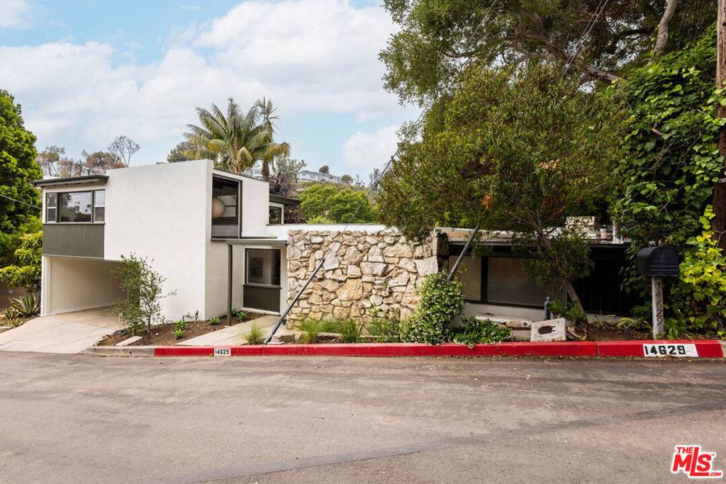 Santa Monica, CA 90402,14629 Hilltree RD