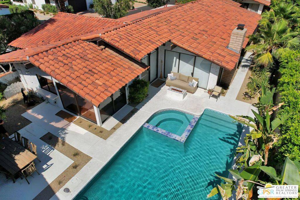 Palm Springs, CA 92264,1375 E Primavera DR