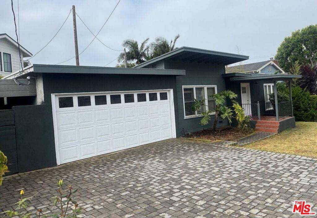Manhattan Beach, CA 90266,620 25th ST