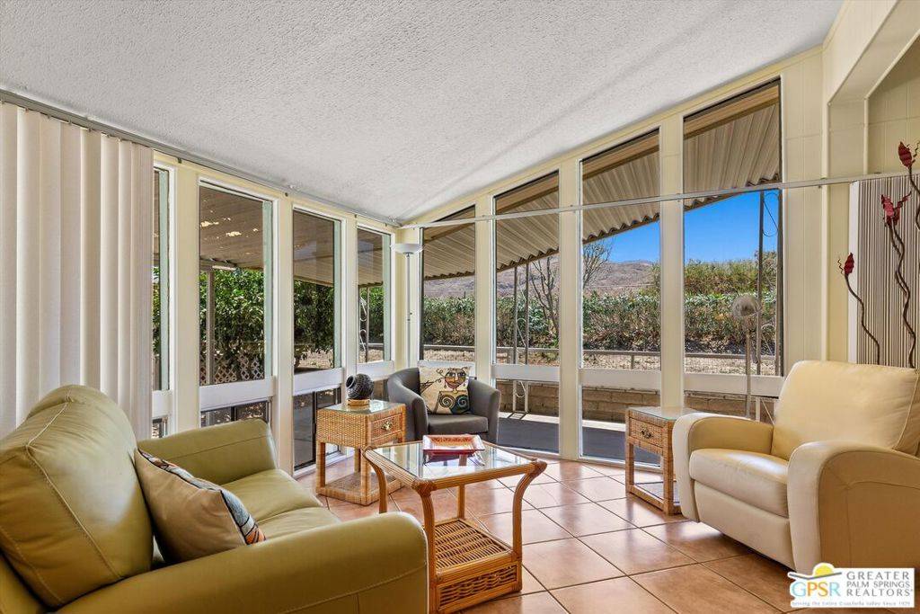 Cathedral City, CA 92234,318 Via Don Benito