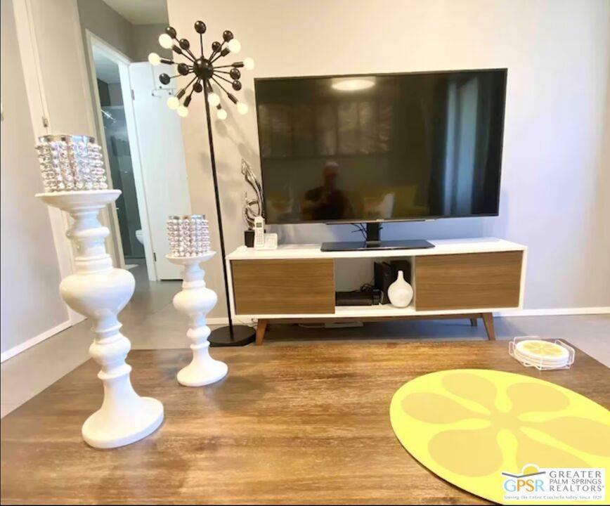 Palm Springs, CA 92262,751 N Los Felices CIR #206