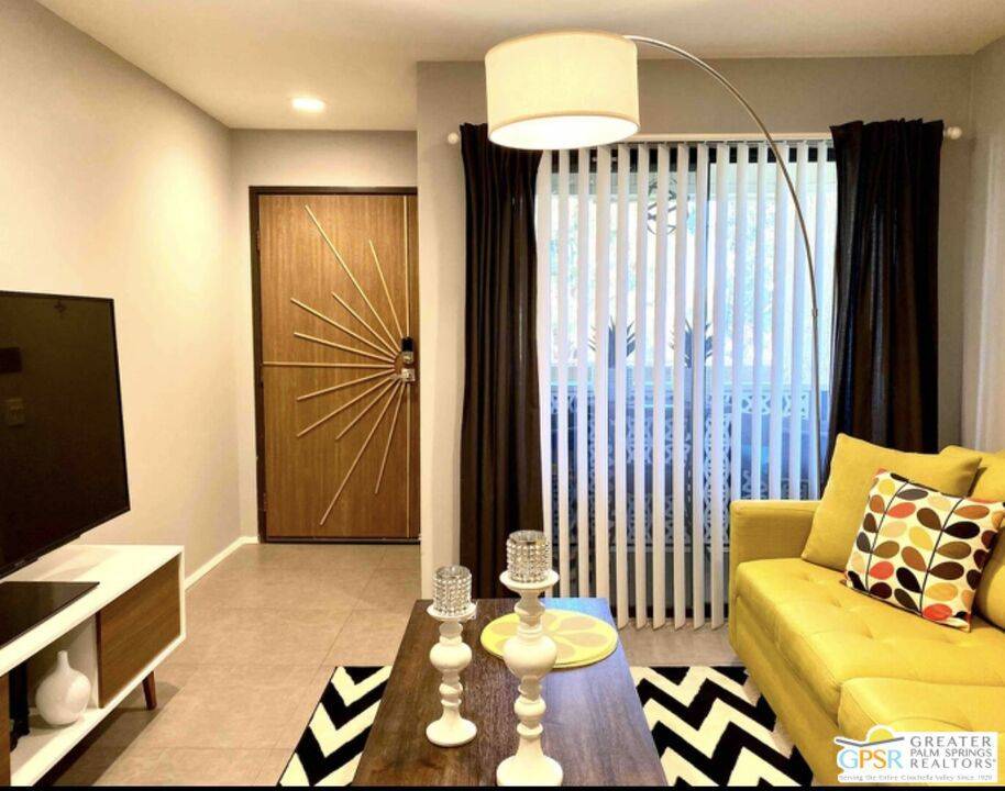 Palm Springs, CA 92262,751 N Los Felices CIR #206