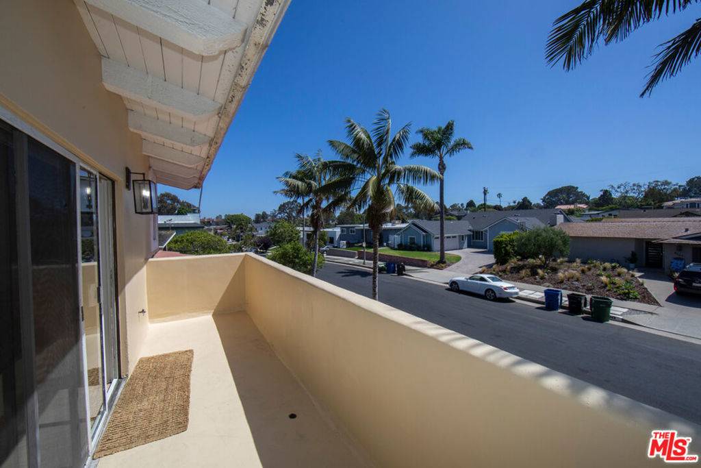 Playa Del Rey, CA 90293,8140 Calabar AVE
