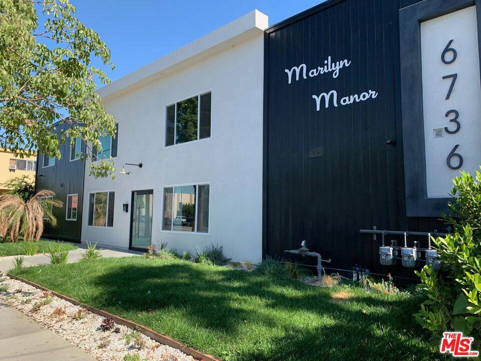 Van Nuys, CA 91406,6736 Woodley AVE #4
