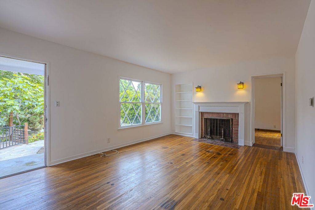 Los Angeles, CA 90064,11924 Tennessee PL