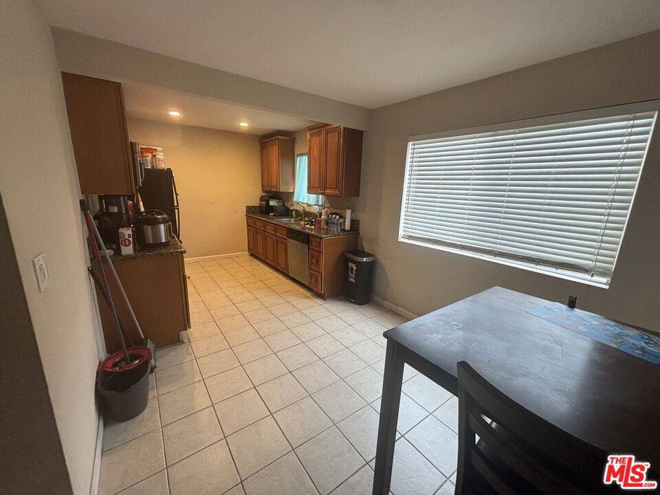 Paramount, CA 90723,13920 Arthur AVE #2