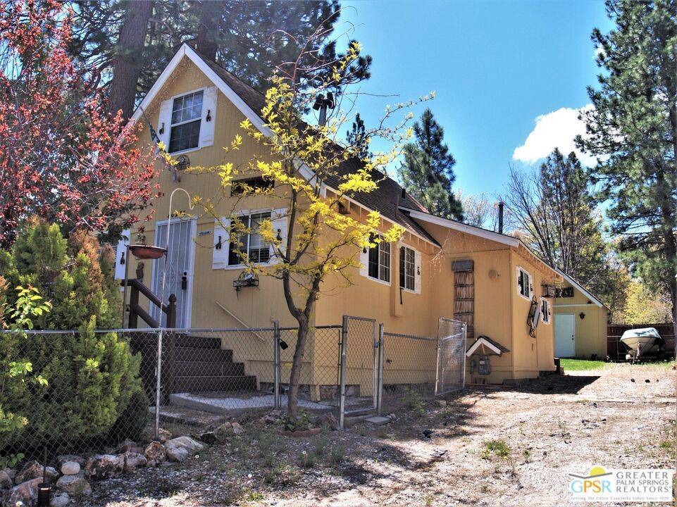Big Bear, CA 92315,40235 Guinan LN