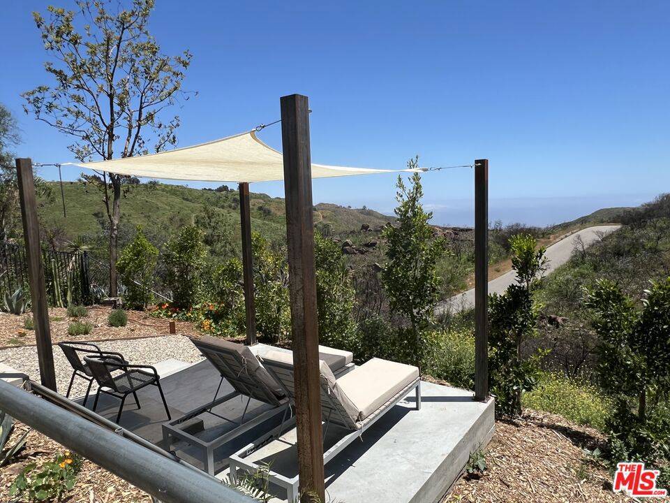 Topanga, CA 90290,2535 Hawks Nest TRL #A