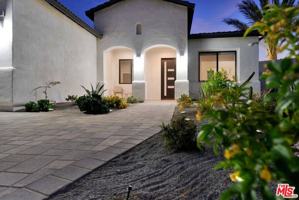 Indio, CA 92201,80803 Sunglow CT