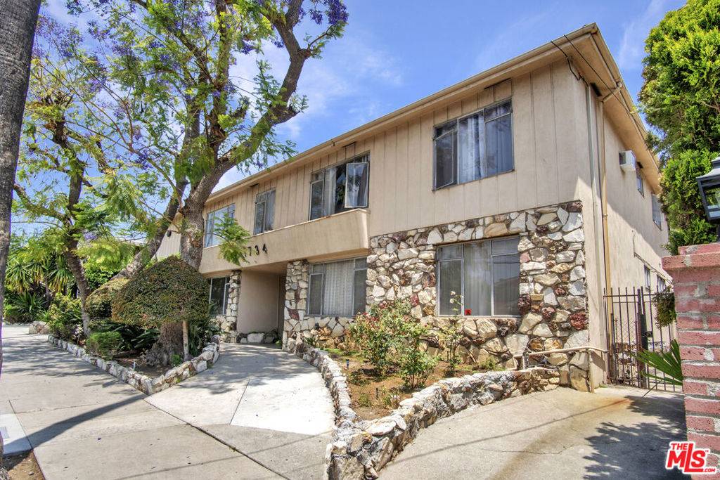 Los Angeles, CA 90028,1734 Taft AVE