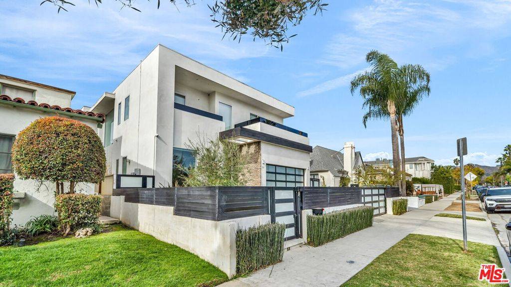 Los Angeles, CA 90036,507 N Gardner ST