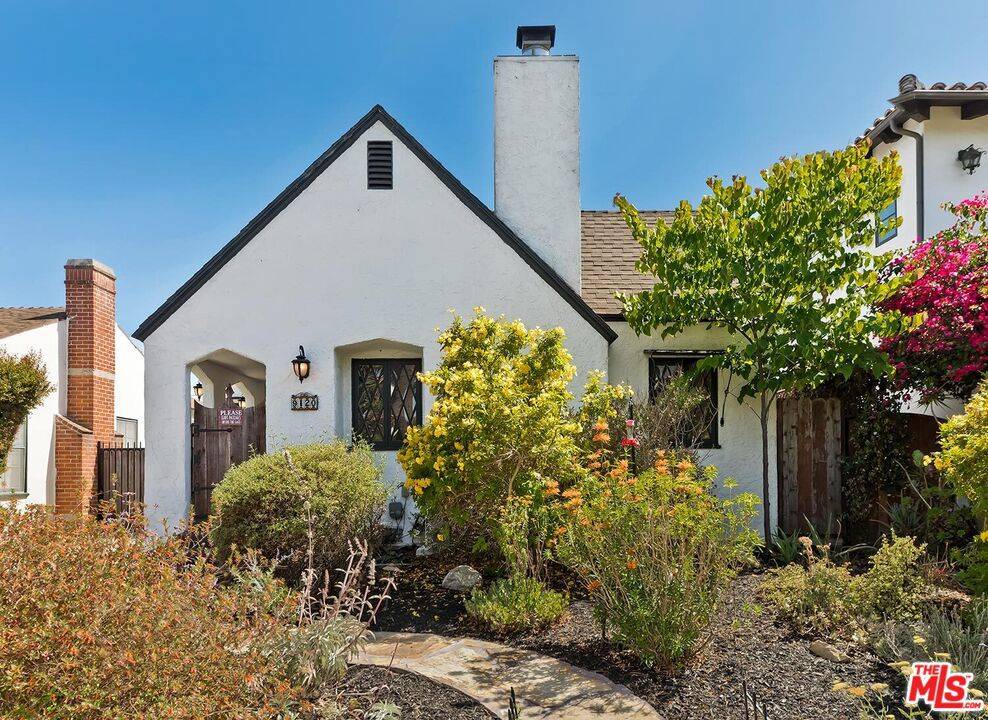 Los Angeles, CA 90034,9120 Gibson ST