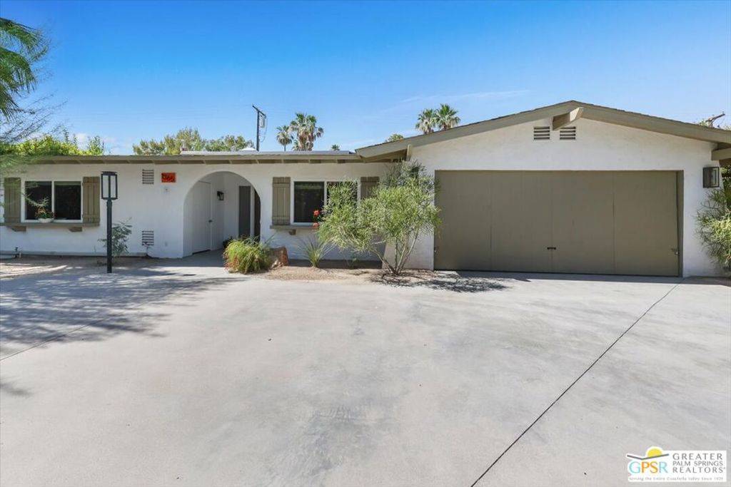 Palm Springs, CA 92262,1365 E Tachevah DR