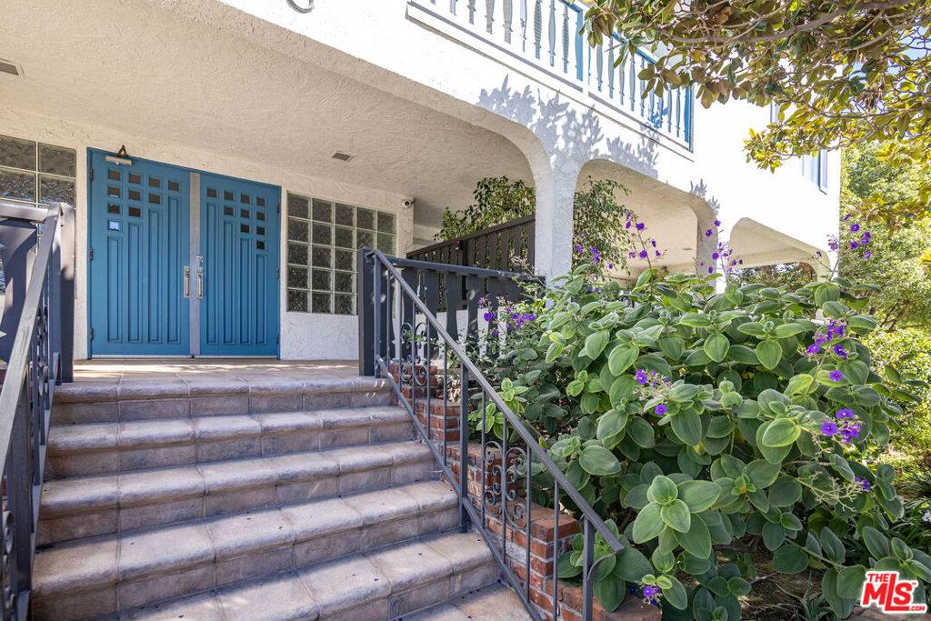 Santa Monica, CA 90401,1255 10th ST #203