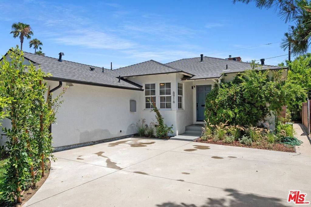 North Hollywood, CA 91605,6916 Bellingham AVE