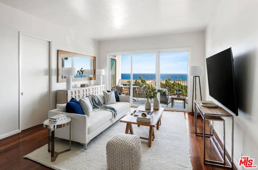 Malibu, CA 90265,18111 Coastline DR #1