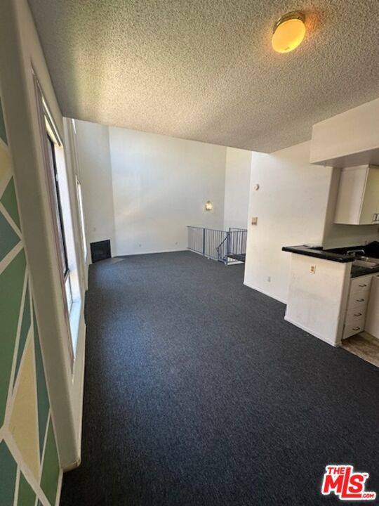 Los Angeles, CA 90035,1242 S Holt AVE #103