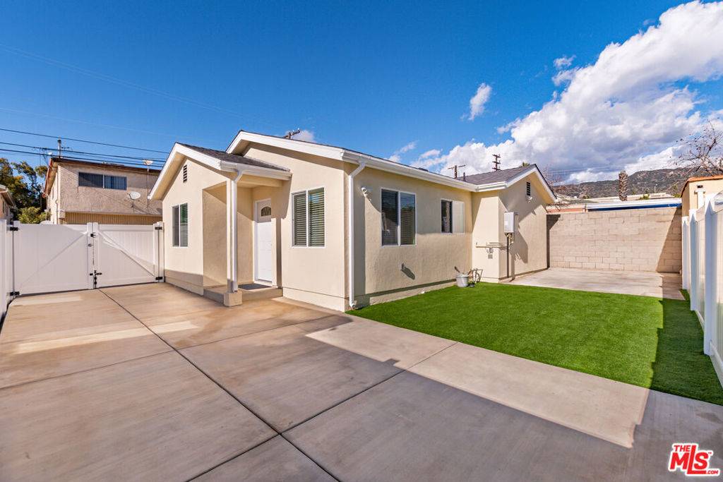 Glendale, CA 91201,1049 Sonora AVE #A