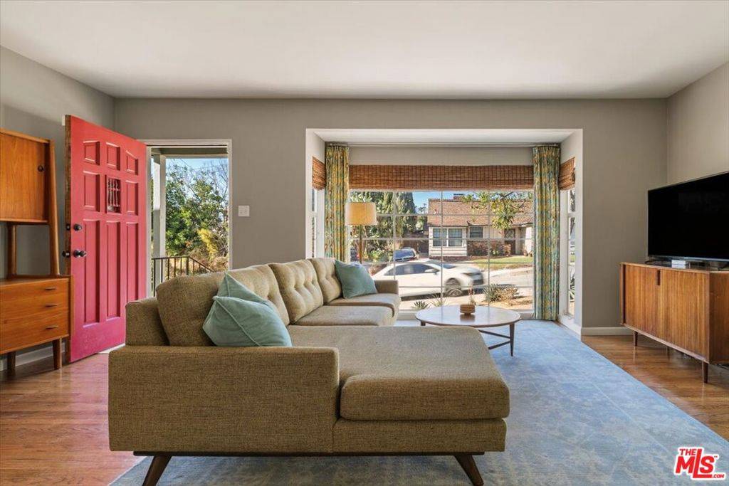 Glendale, CA 91205,340 S Madison WAY