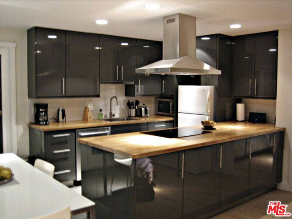 Culver City, CA 90232,4125 1/2 Huron AVE