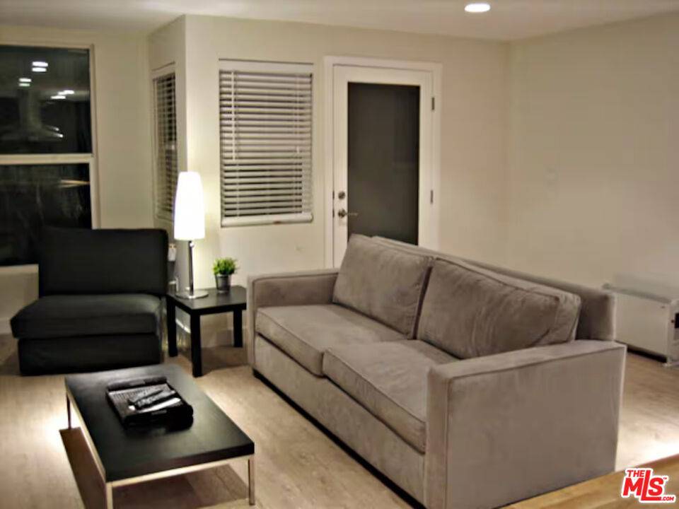 Culver City, CA 90232,4125 1/2 Huron AVE