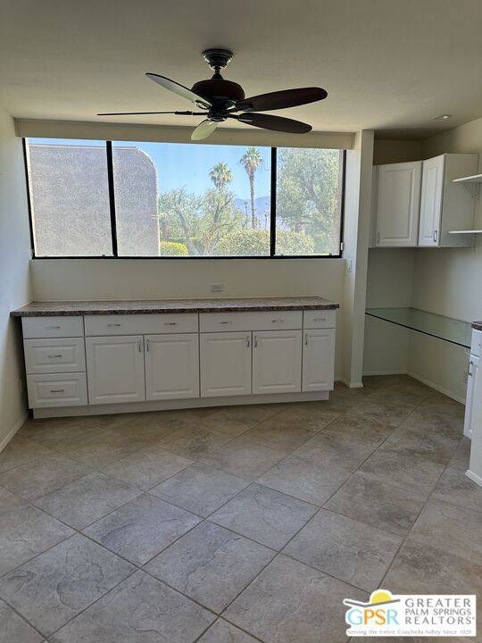 Palm Springs, CA 92262,867 N Calle De Pinos