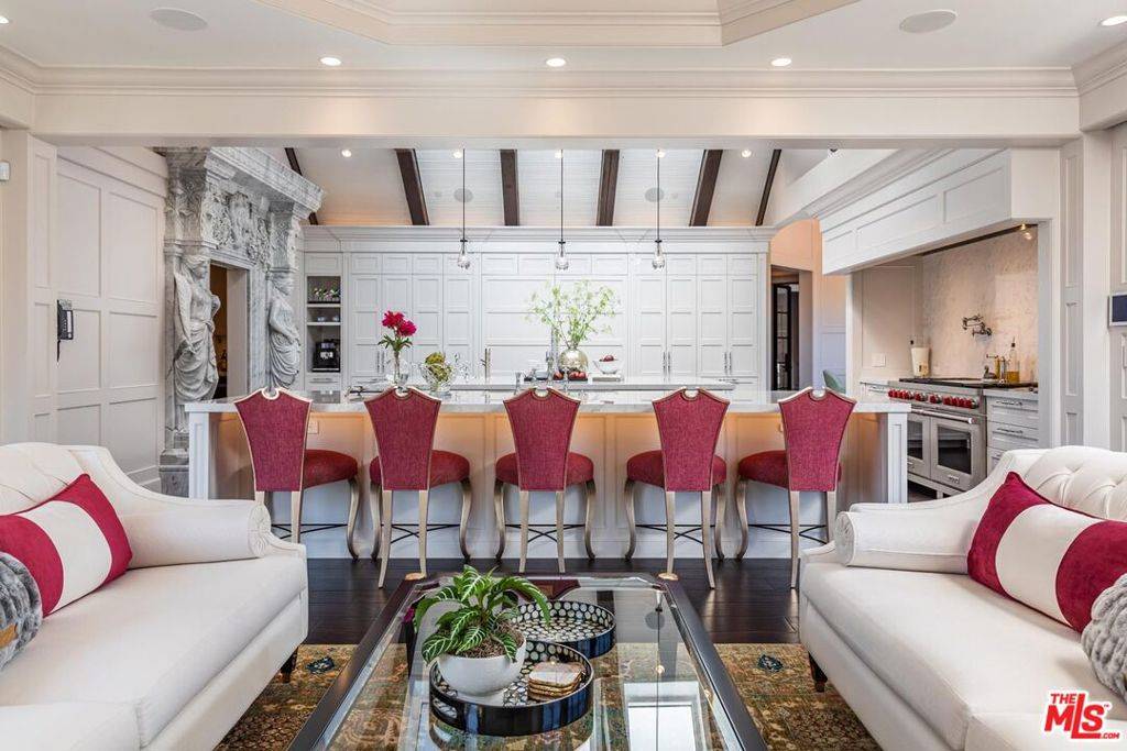Westlake Village, CA 91362,5076 Island Forest PL
