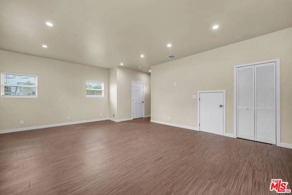 Whittier, CA 90606,6625 Duchess DR