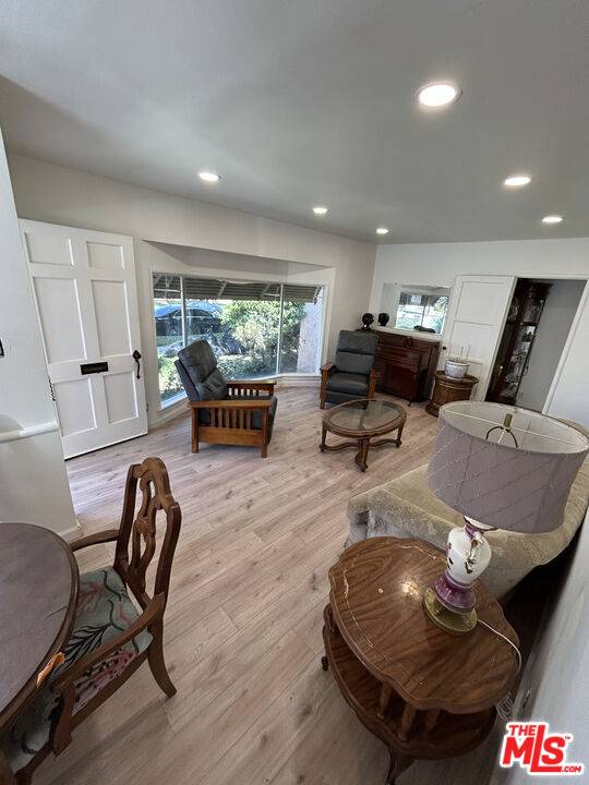 Compton, CA 90222,14003 S Nestor AVE