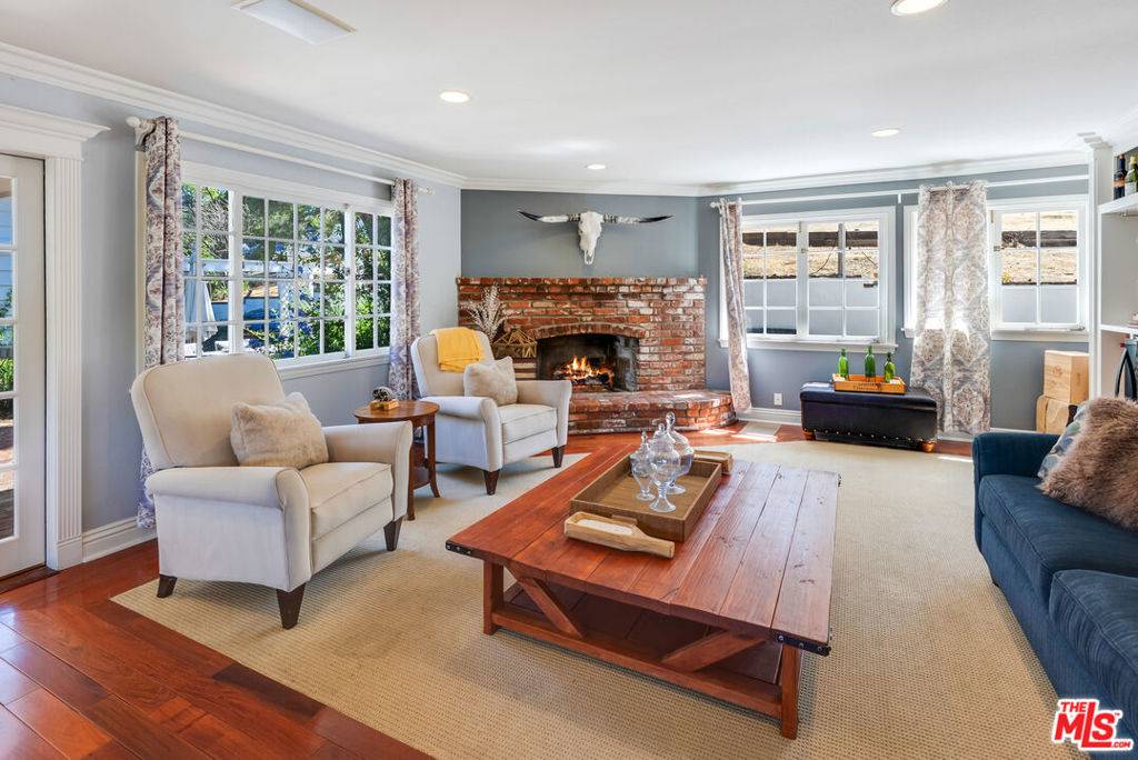 Bell Canyon, CA 91307,187 Saddlebow RD