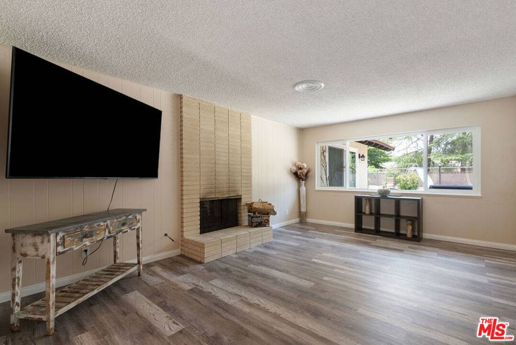 Lancaster, CA 93536,43818 Halcom AVE