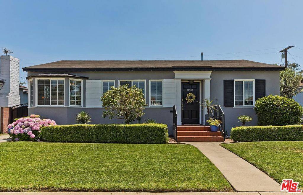 Inglewood, CA 90301,4844 W 94th ST
