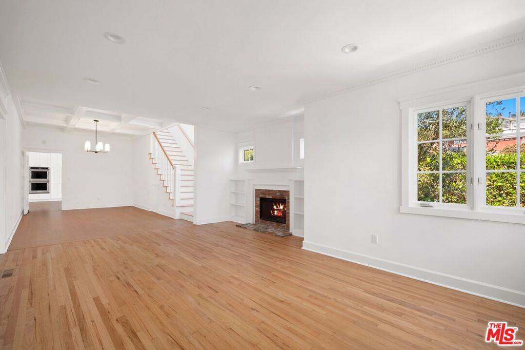 Manhattan Beach, CA 90266,541 Homer ST
