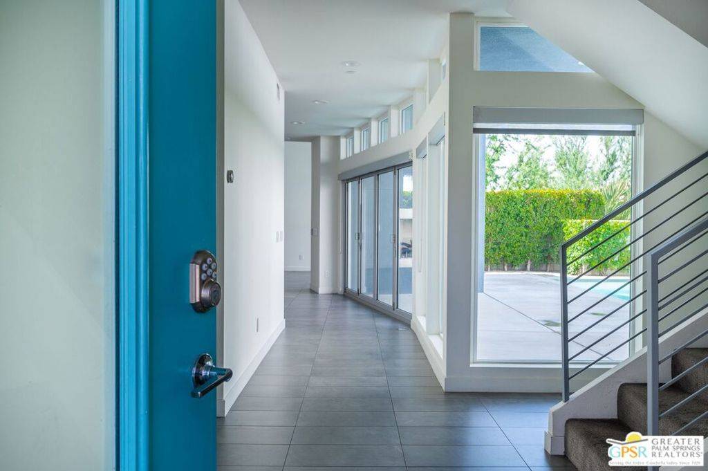 Palm Springs, CA 92262,1007 Ziel DR
