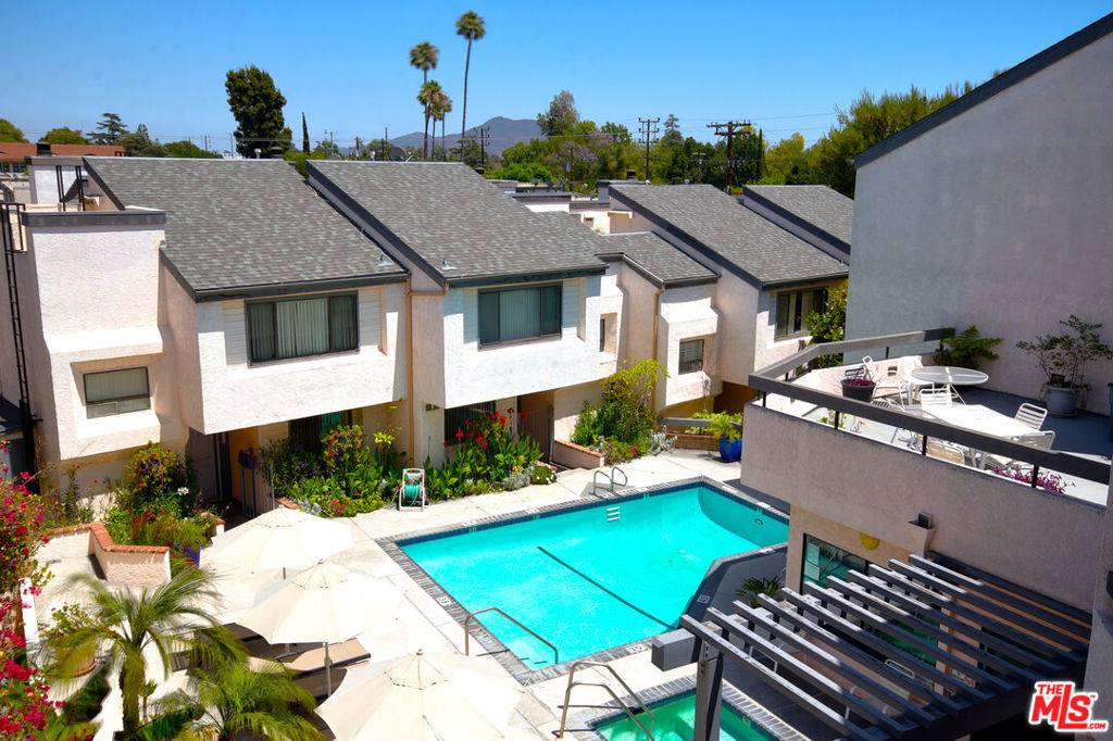 Valley Village, CA 91607,11911 Magnolia BLVD #7